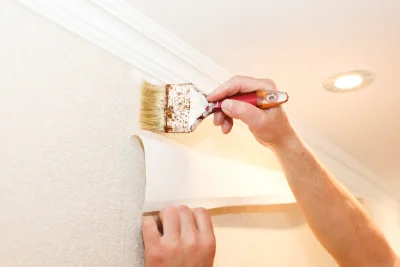 Pose de papier peint à Gannat — revêtements muraux et toiles de verre